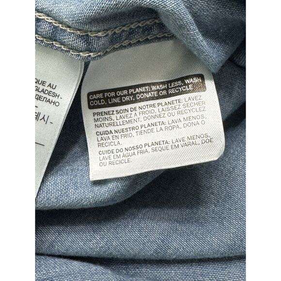 Levi's Shirt Women’s Size XL Blue Chambray Pearl Snap Western Short Sleeve - Picture 8 of 10